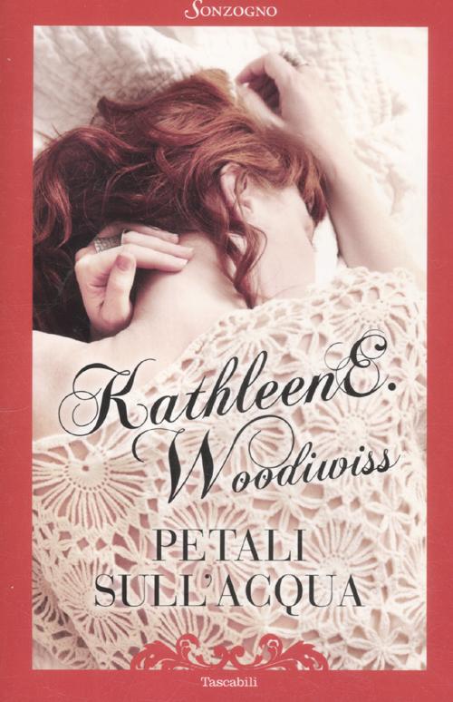 Libro Petali sull'acqua. Un'avventura del cuore e dei sensi tra la verde Irlanda e lo sconfinato nuovo mondo di Kathleen E. Woodiwiss - ean 9788845419997 - Sonzogno