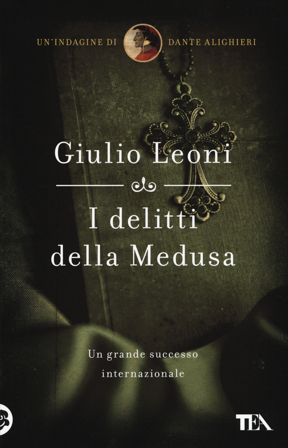 Libro delitti della medusa di Giulio Leoni - ean 9788850246274 - TEA