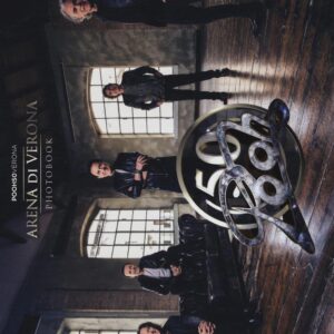 Libro Pooh 50. Arena di Verona. Photobook di  - ean 9788869653636 - Contrasto