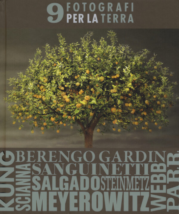 Libro 9 fotografi per la terra di  - ean 9788869656071 - Contrasto