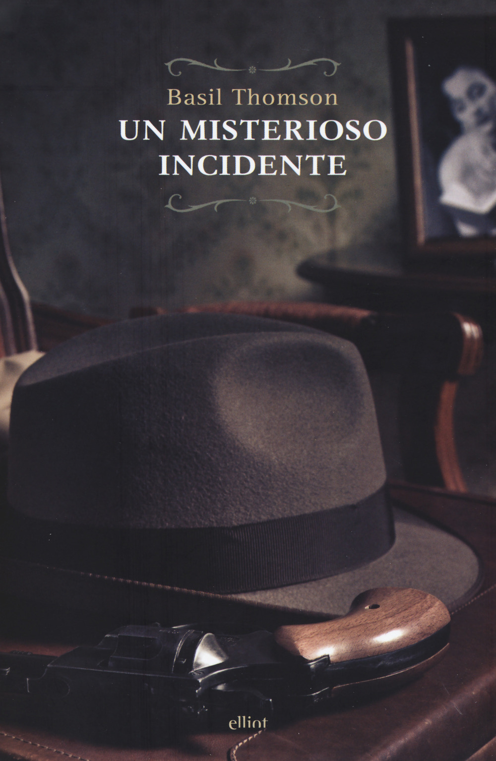 Libro misterioso incidente di Basil Thomson - ean 9788869934230 - Elliot