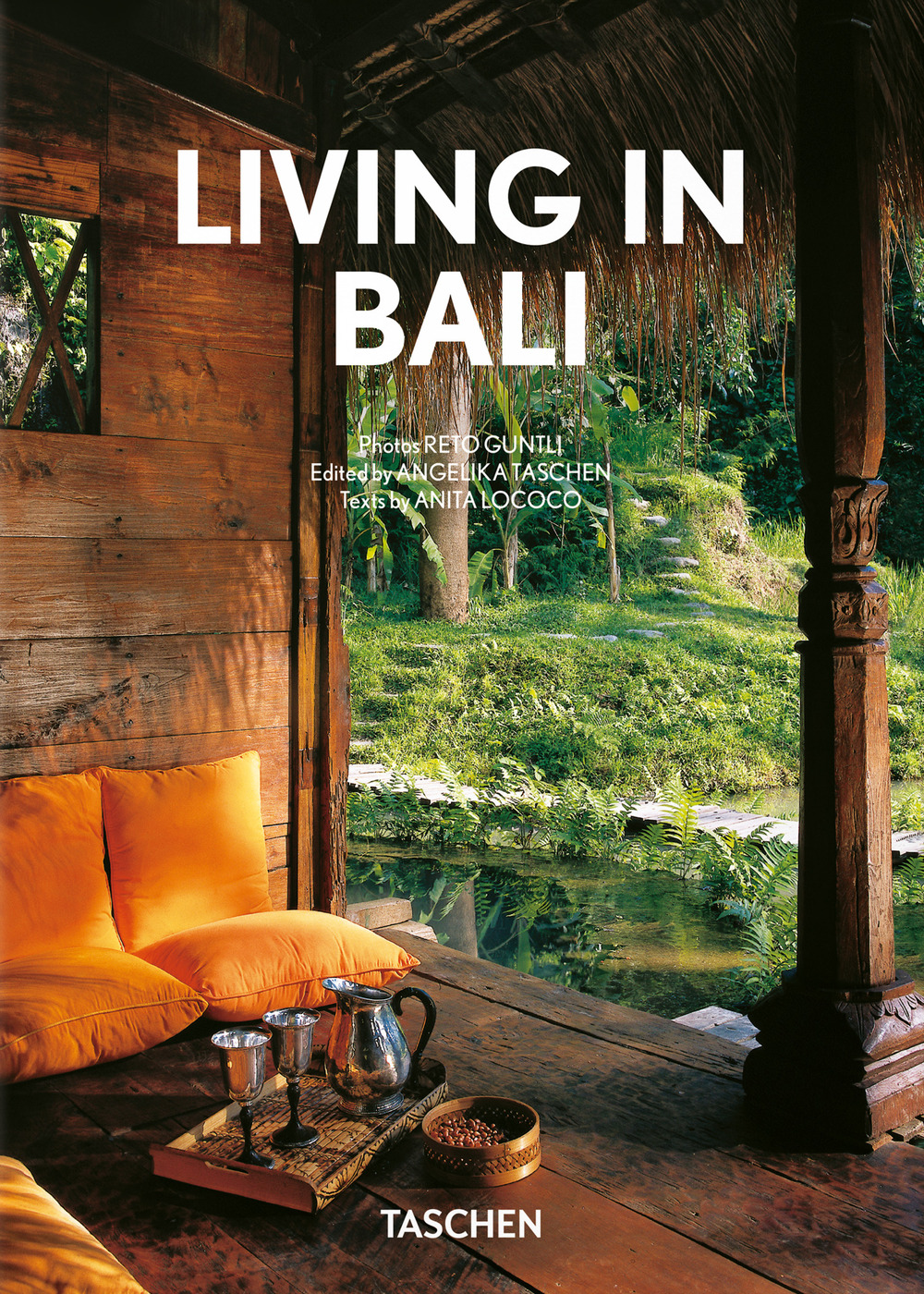 Libro Living in Bali. 45th Ed. Ediz. inglese