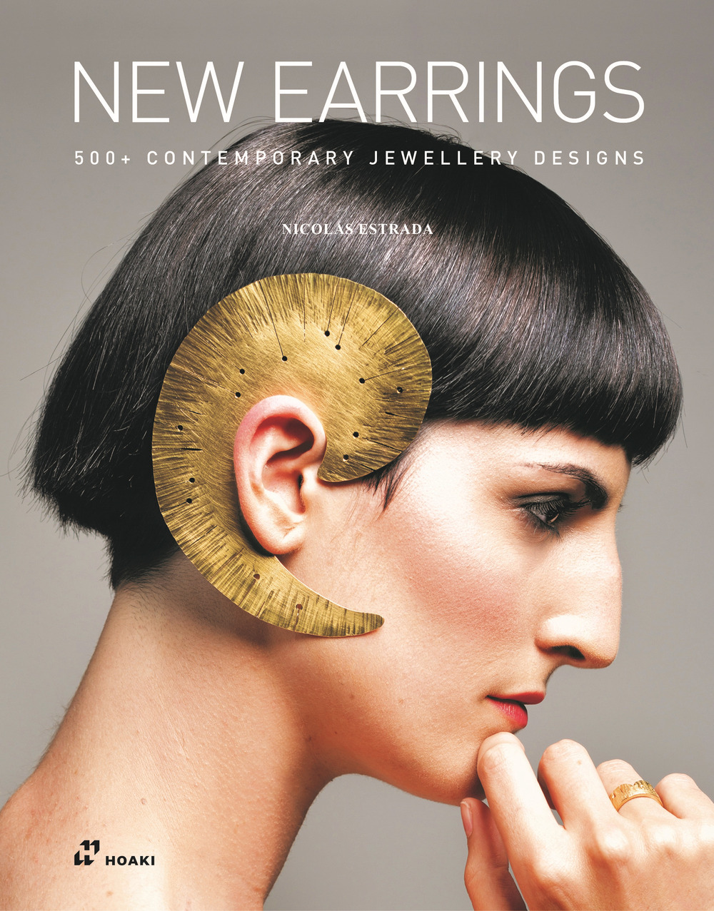 Libro New earrings 500+ contemporary jewellery di Nicolás Estrada - ean 9788419220516 - Hoaki