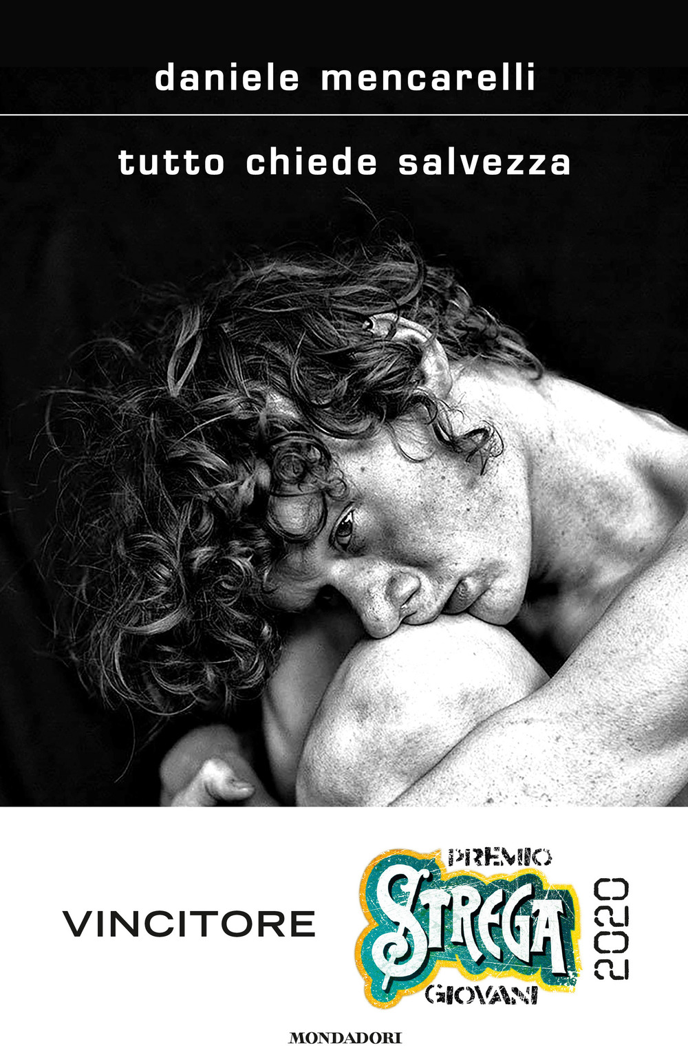 Libro Tutto chiede salvezza di Daniele Mencarelli - ean 9788804721987 - Mondadori