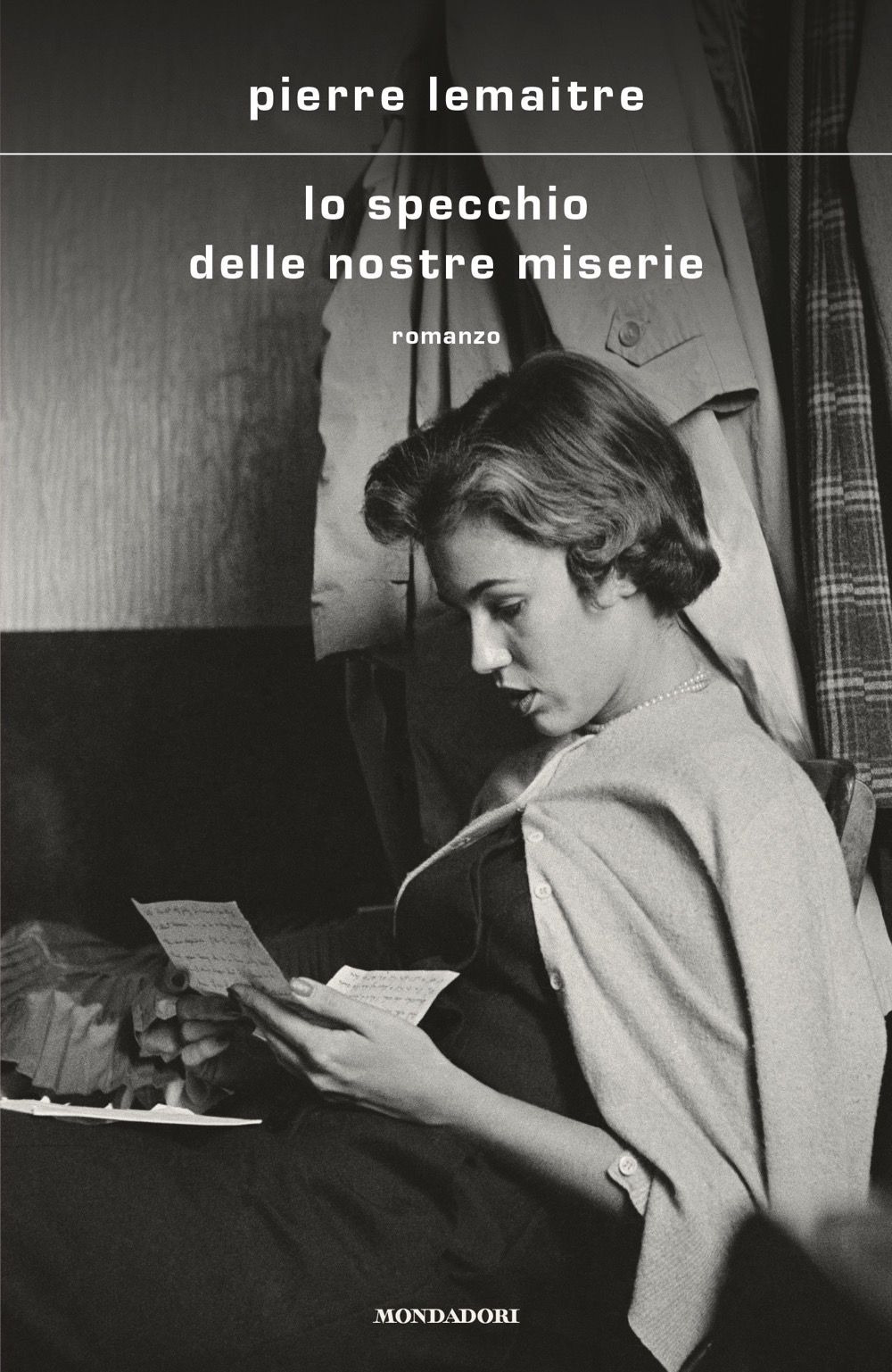 Libro specchio delle nostre miserie di Pierre Lemaitre - ean 9788804726852 - Mondadori