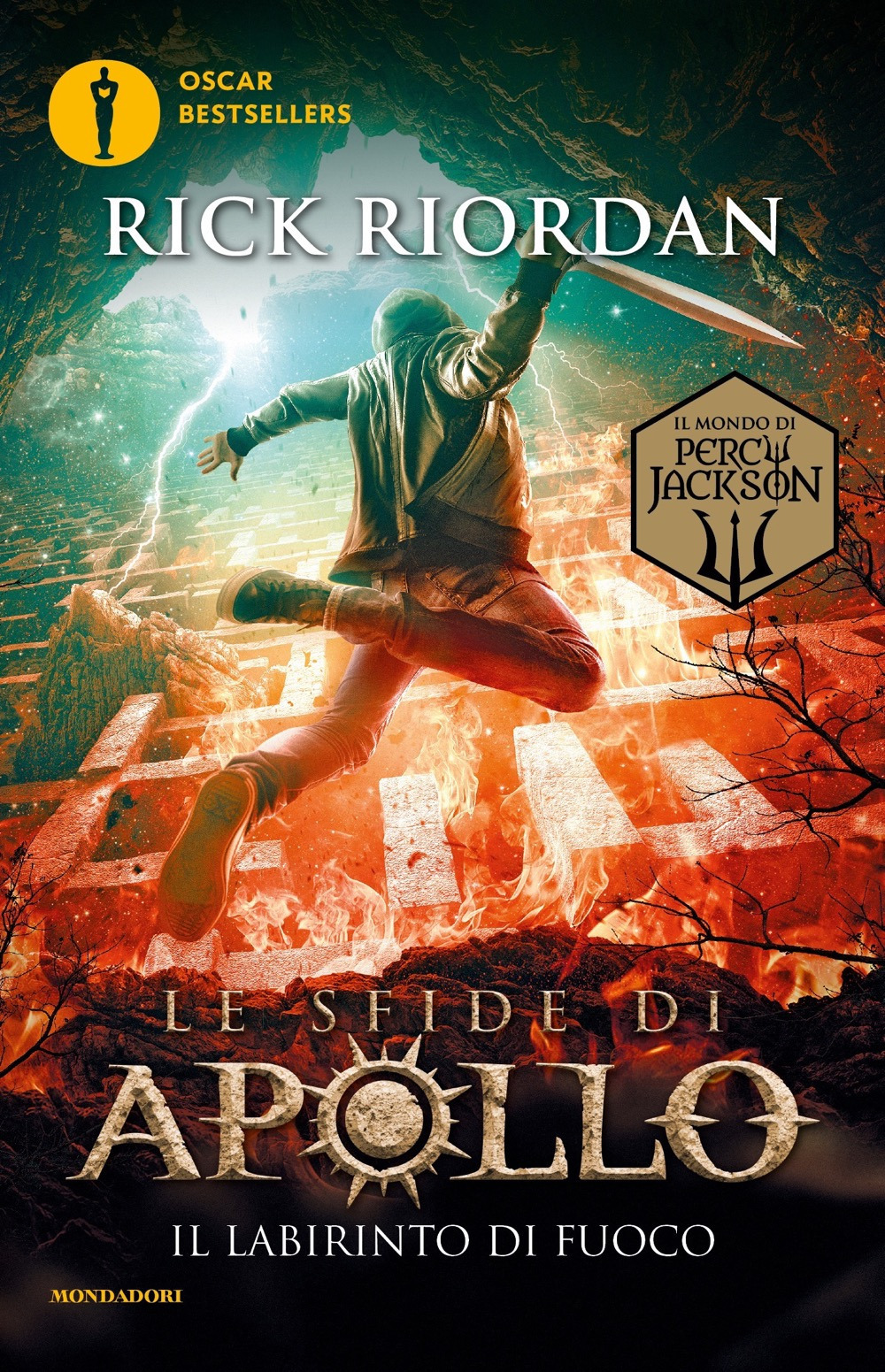 Libro labirinto di fuoco. Le sfide di Apollo di Rick Riordan - ean 9788804770947 - Mondadori