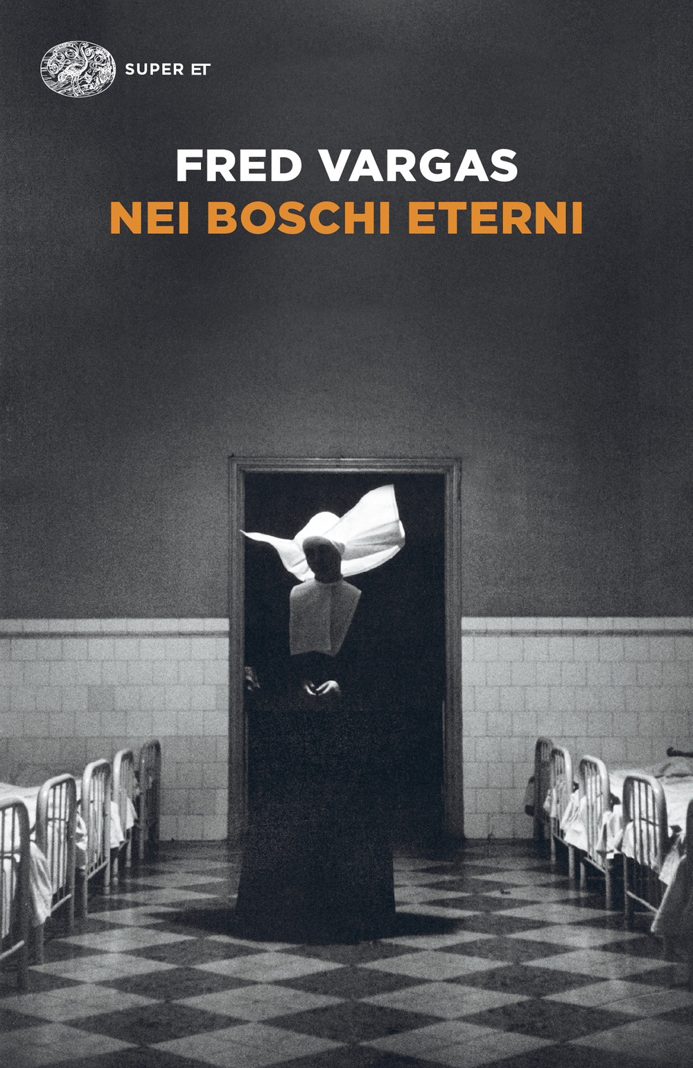 Libro Nei boschi eterni. I casi del commissario Adamsberg di Fred Vargas - ean 9788806264253 - Einaudi