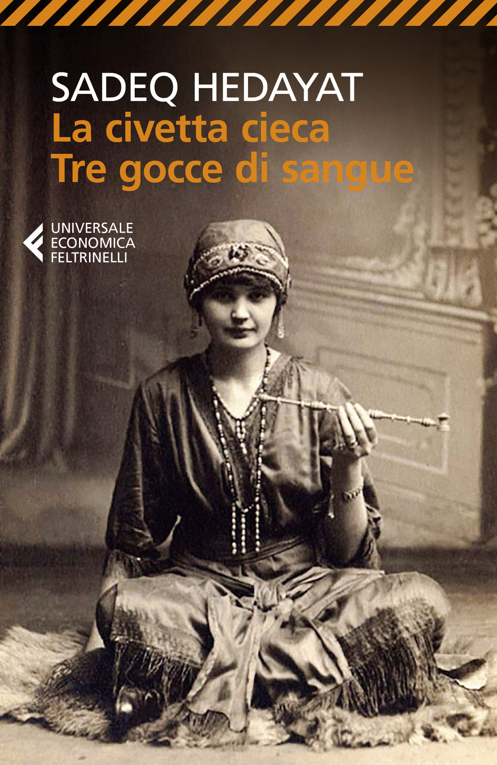 Libro civetta cieca-Tre gocce di sangue di Sàdeq Hedàyat - ean 9788807893780 - Feltrinelli